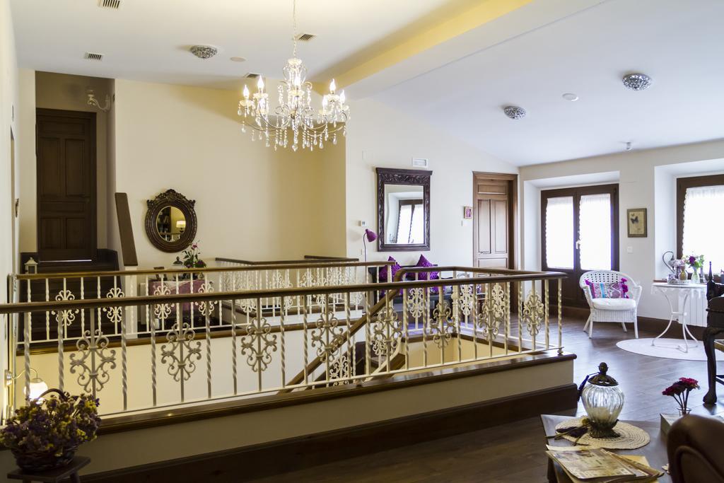 Casona Del Duende Guest House Alajar Bagian luar foto